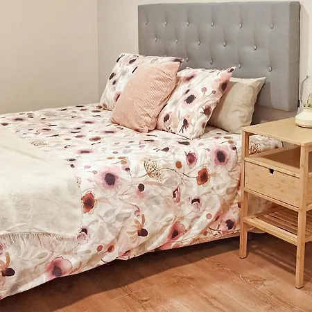 3 Bedroom Stunning In * Vimianzo